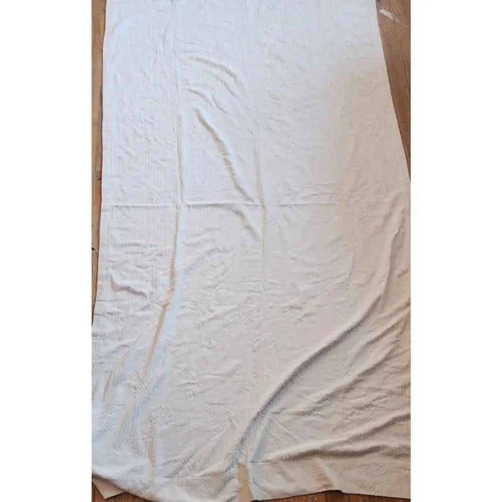 ANTHROPOLOGIE BEIGE CURTIN SINGLE